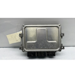 Calculateur moteur PEUGEOT 208 1