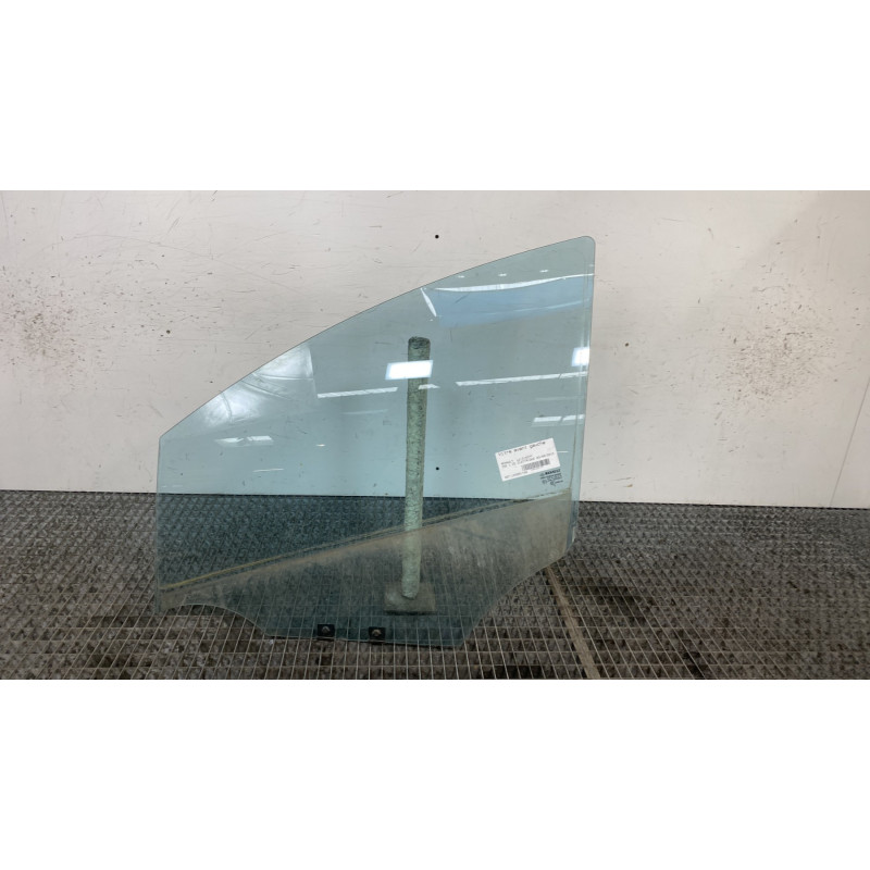 Vitre avant gauche RENAULT ZOE 1 Photo n°1