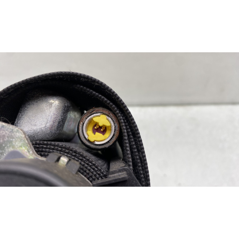 Pretensionneur de ceinture avant gauche MERCEDES CLASSE B 245 Photo n°3