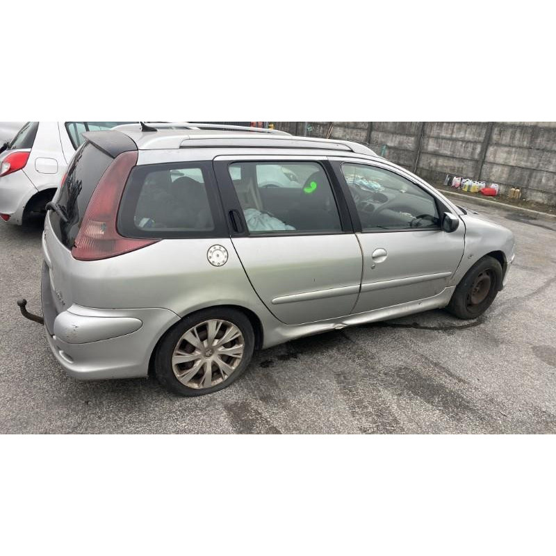 Bras essuie glace arriere PEUGEOT 206 Photo n°18