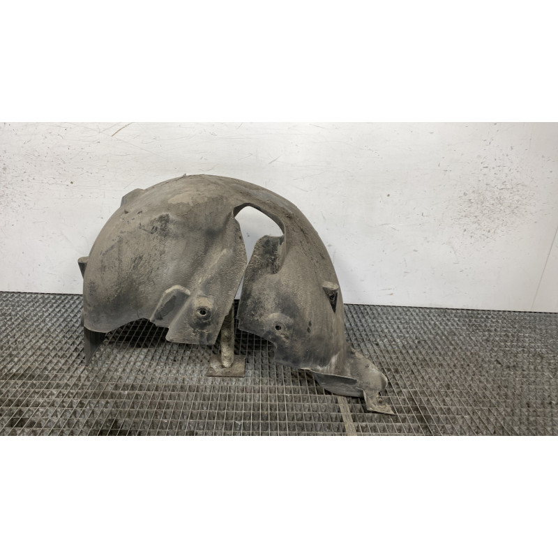 Pare boue arriere droit RENAULT CLIO 3 Photo n°2