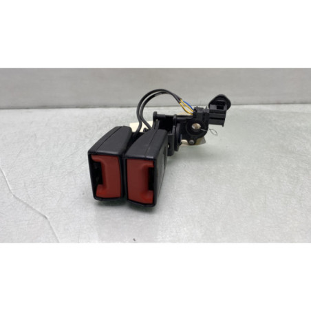 Attache ceinture arriere gauche SKODA OCTAVIA 4 Photo n°1