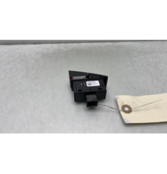 Bouton de warning SKODA OCTAVIA 4