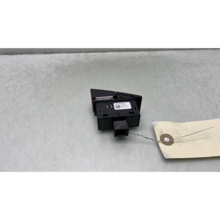 Bouton de warning SKODA OCTAVIA 4