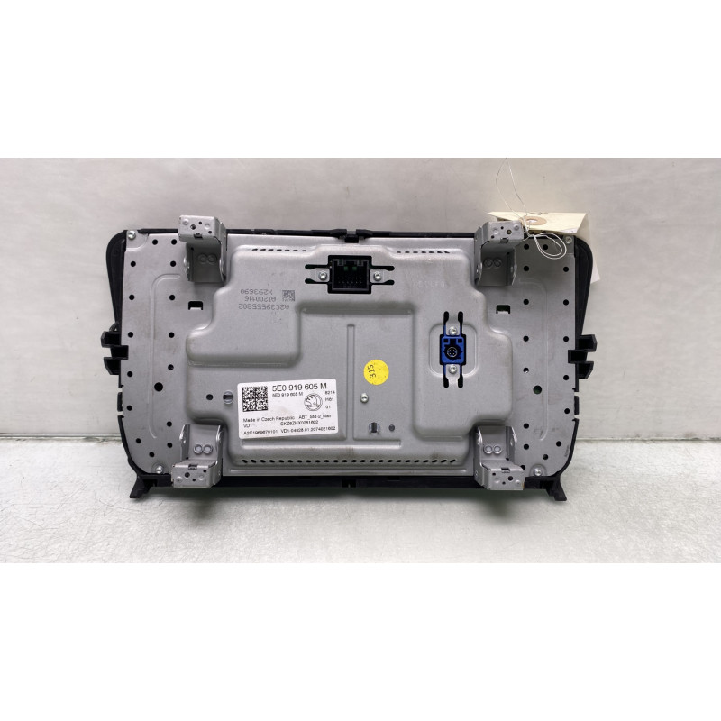 Ecran GPS SKODA OCTAVIA 4 Photo n°1