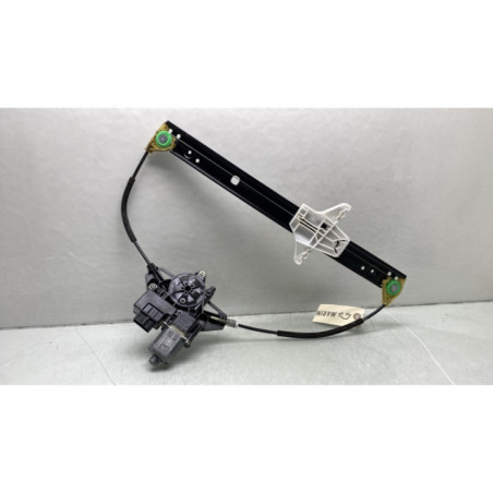 Leve vitre electrique arriere droit SKODA OCTAVIA 4 Photo n°1
