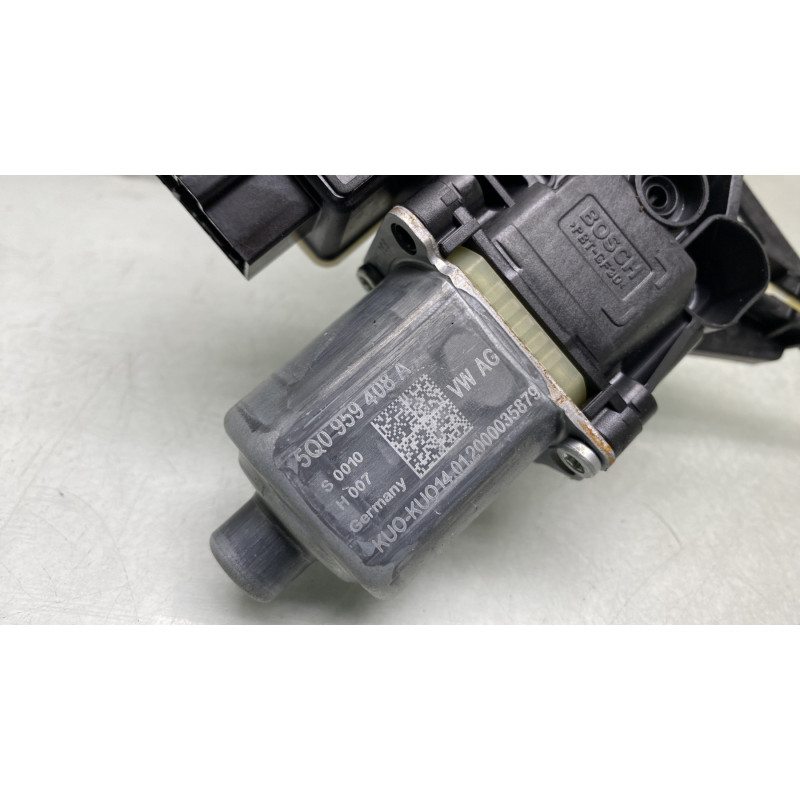 Leve vitre electrique arriere droit SKODA OCTAVIA 4 Photo n°5
