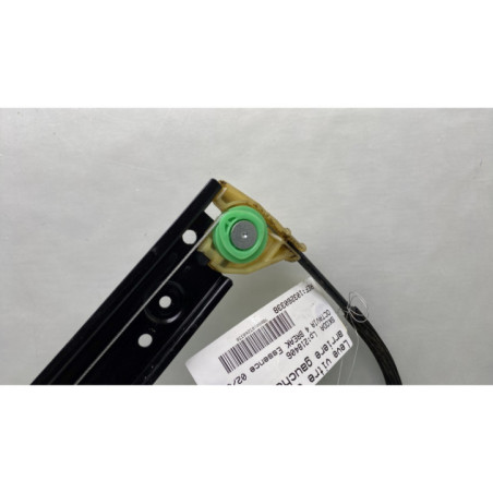 Leve vitre electrique arriere gauche SKODA OCTAVIA 4