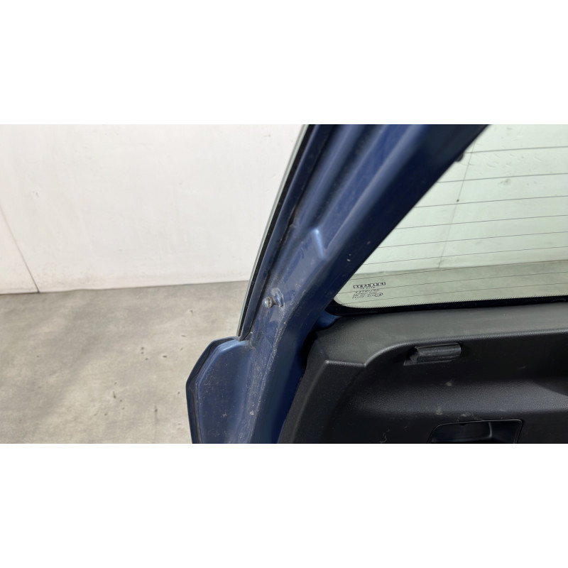 Malle/Hayon arriere FIAT GRANDE PUNTO Photo n°9