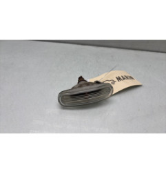 Repetiteur clignotant avant droit  (Feux) FIAT GRANDE PUNTO Photo n°1