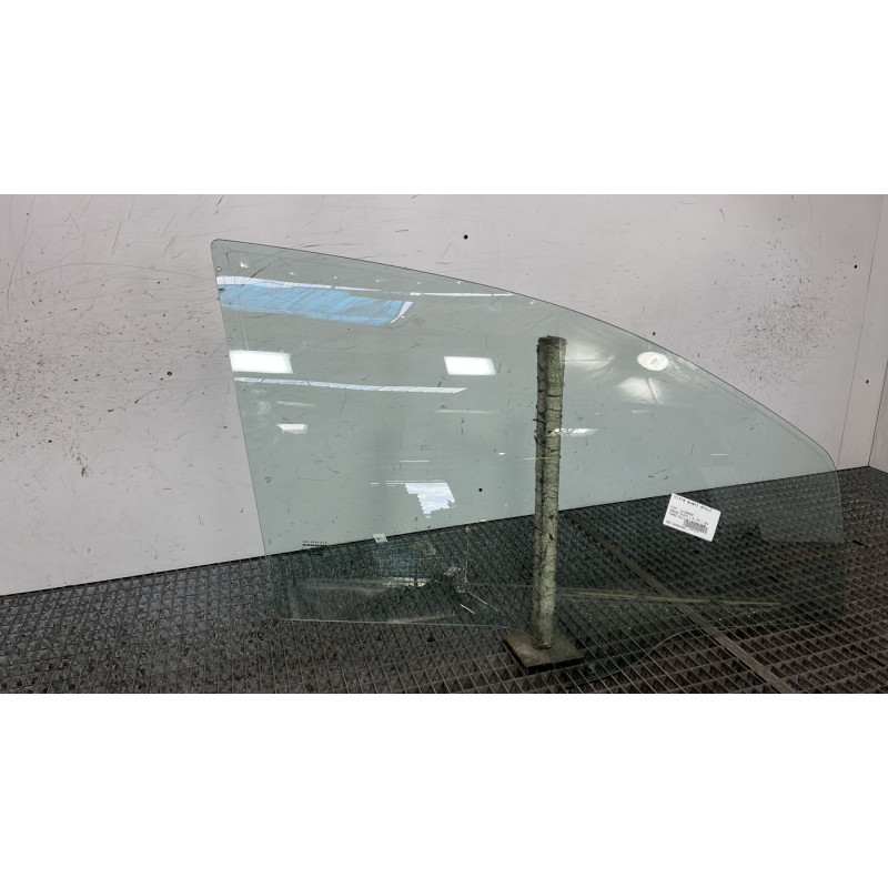 Vitre avant droit FIAT GRANDE PUNTO Photo n°3
