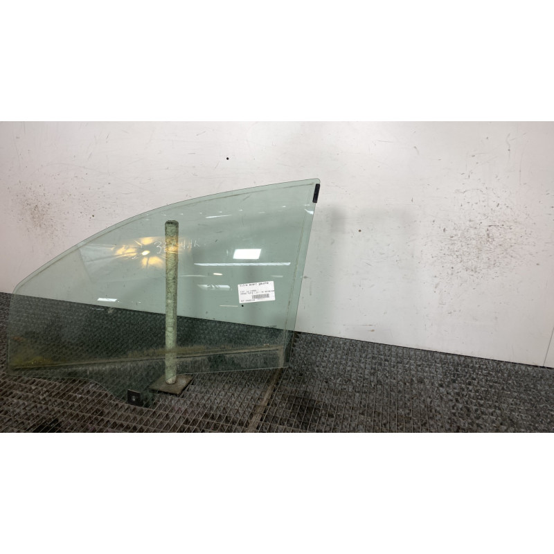Vitre avant gauche FIAT GRANDE PUNTO Photo n°4