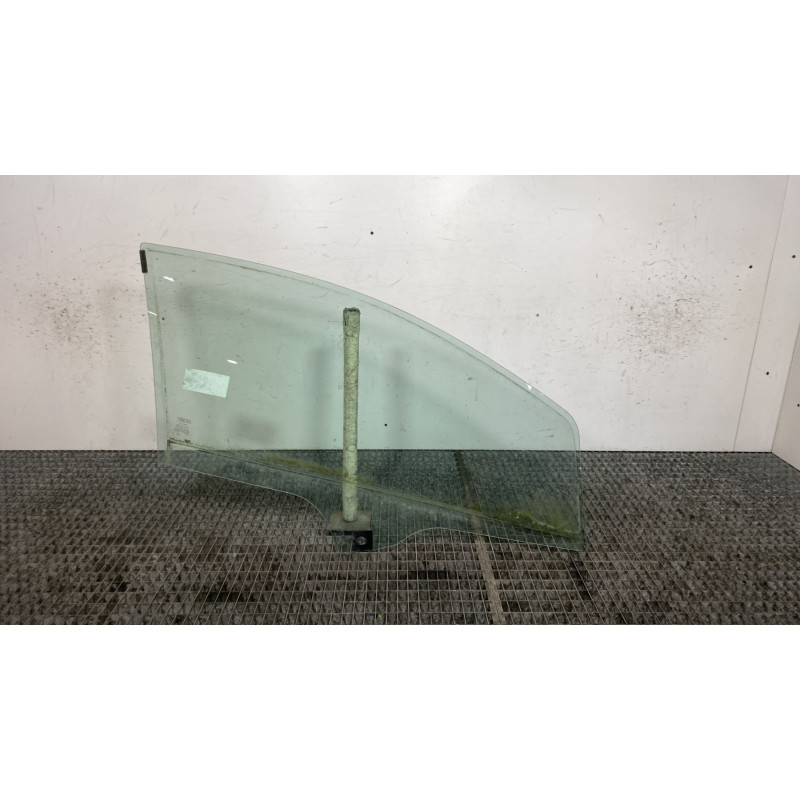 Vitre avant gauche FIAT GRANDE PUNTO Photo n°5