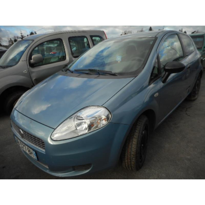Vitre avant gauche FIAT GRANDE PUNTO Photo n°6