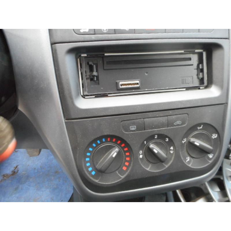 Vitre avant gauche FIAT GRANDE PUNTO Photo n°11
