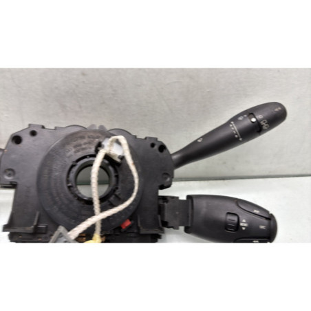 Com (Bloc Contacteur Tournant+Commodo Essuie Glace+Commodo Phare) CITROEN C3 1