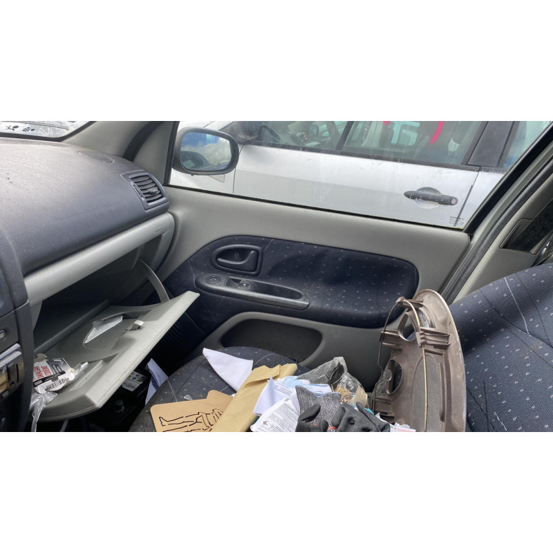 Porte arriere droit RENAULT CLIO 2 Photo n°20