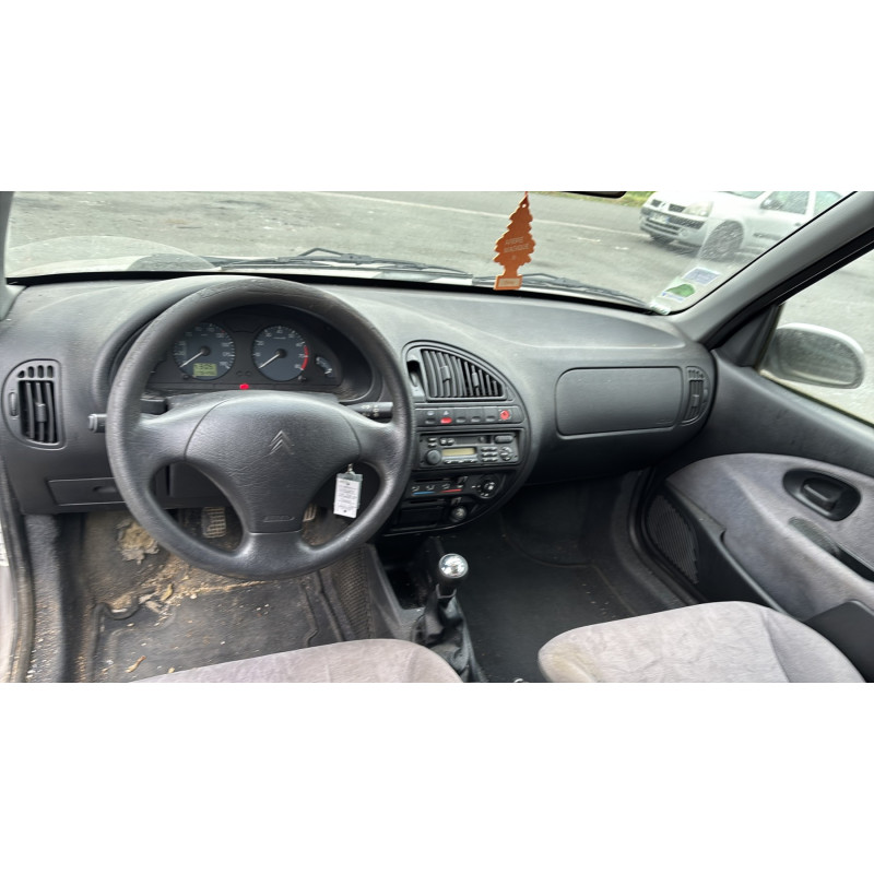 Pare choc arriere CITROEN SAXO Photo n°18