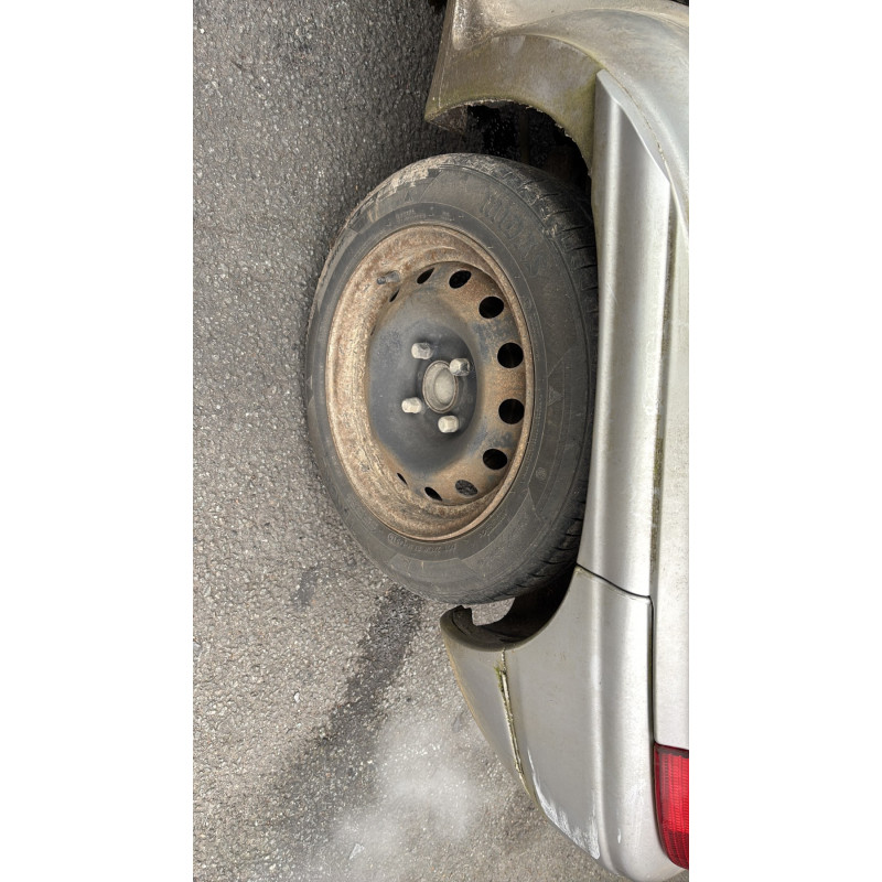 Pare choc arriere CITROEN SAXO Photo n°20