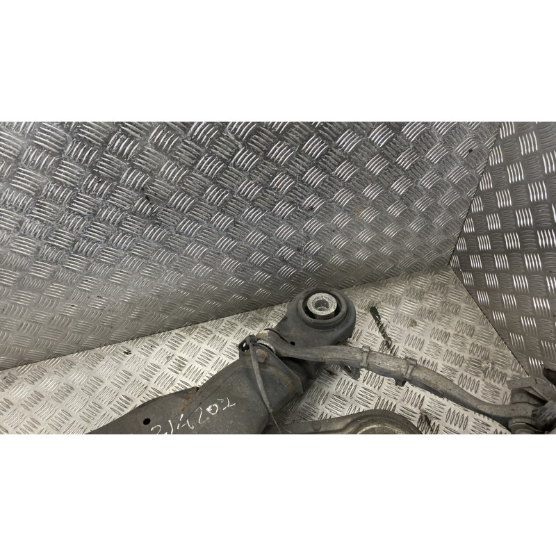 Essieu arriere MERCEDES CLASSE M 166 Photo n°6