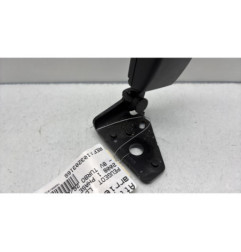 Attache ceinture arriere gauche PEUGEOT 2008 1