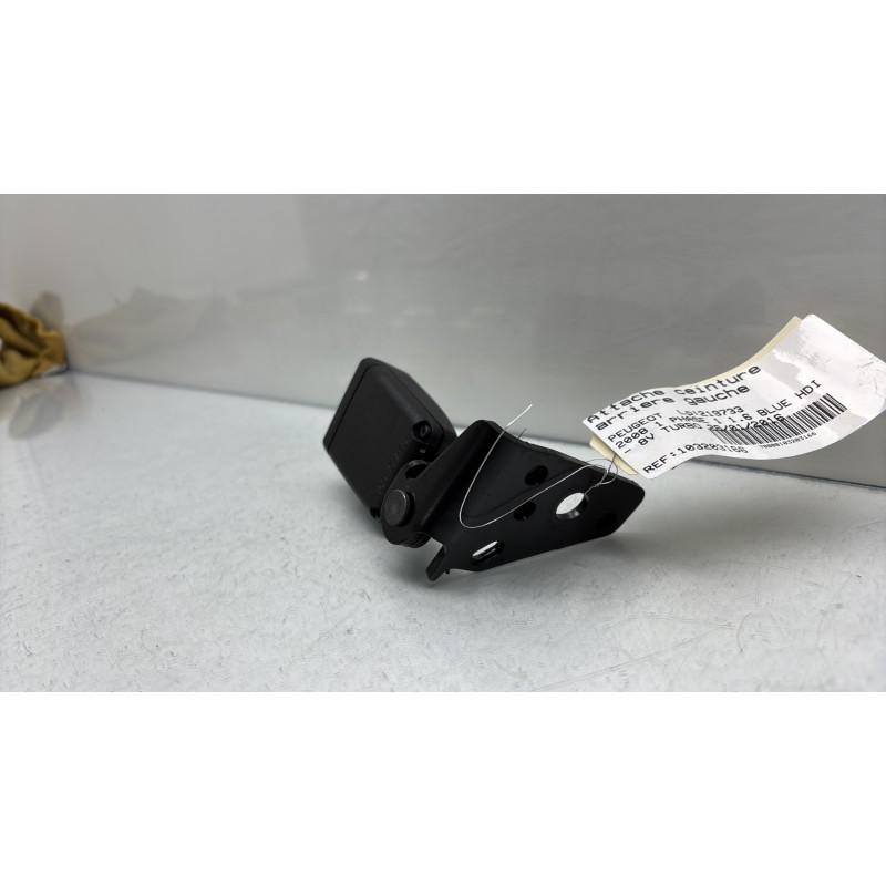Attache ceinture arriere gauche PEUGEOT 2008 1 Photo n°5