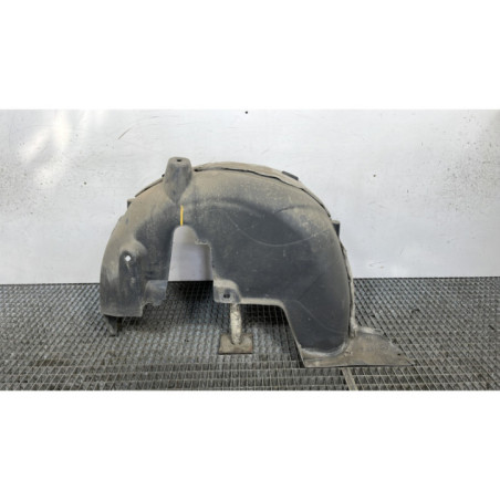 Pare boue arriere droit PEUGEOT 2008 1