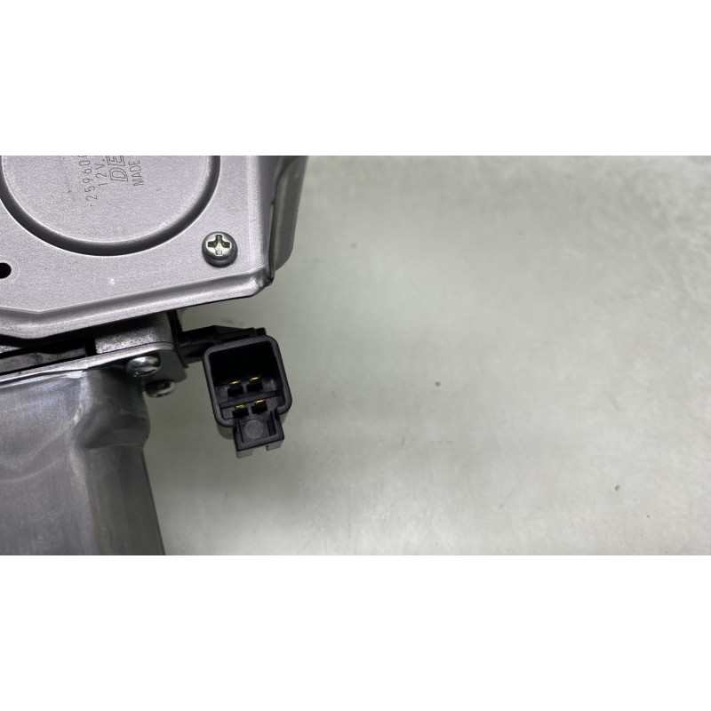 Moteur essuie glace arriere MITSUBISHI SPACE STAR 3 Photo n°3