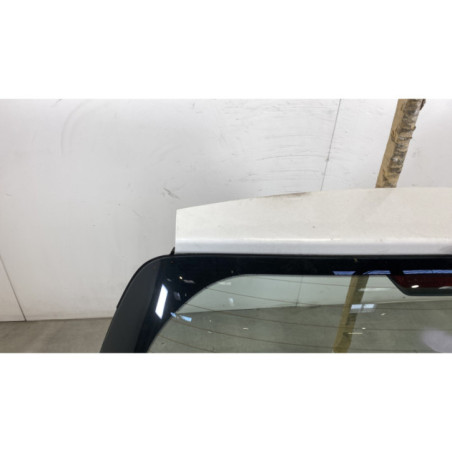 Malle/Hayon arriere TOYOTA YARIS 1