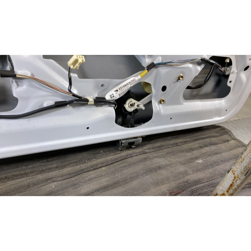 Malle/Hayon arriere TOYOTA YARIS 1 Photo n°10