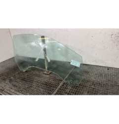 Vitre avant droit FORD FOCUS 2