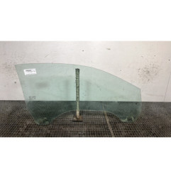 Vitre avant gauche FORD FOCUS 2