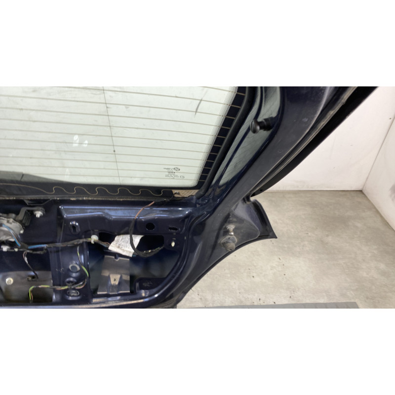 Malle/Hayon arriere OPEL CORSA D Photo n°8