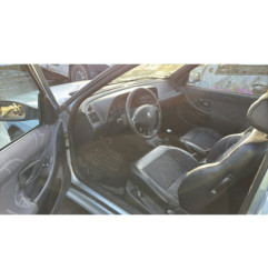 Vitre avant gauche PEUGEOT 306