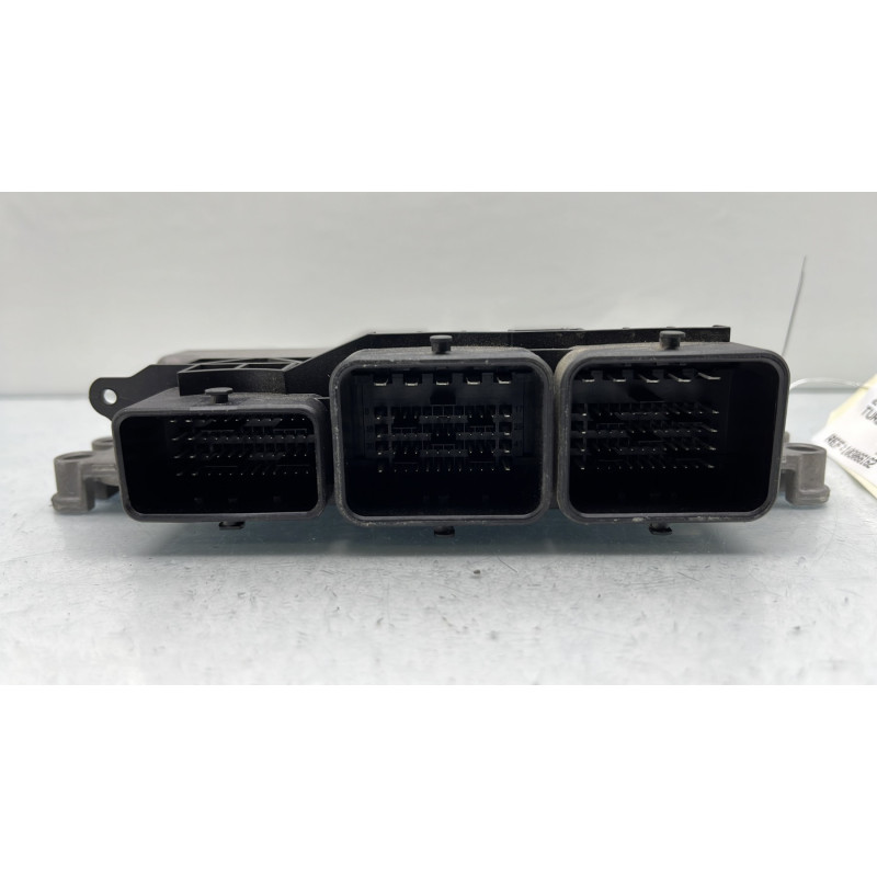 Calculateur moteur PEUGEOT 2008 1 Photo n°3