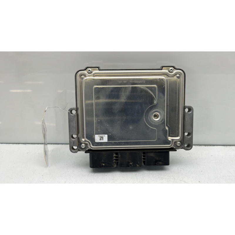 Calculateur moteur PEUGEOT 2008 1 Photo n°4