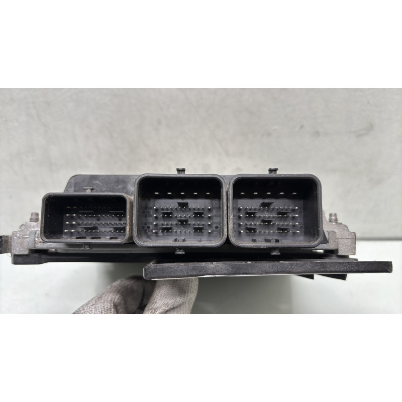 Calculateur moteur CITROEN C4 PICASSO 2 Photo n°3