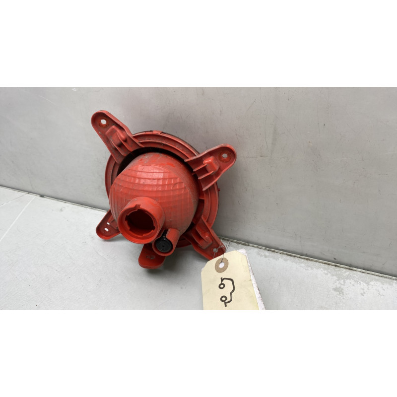 Anti brouillard arriere droit HYUNDAI I 10 2 Photo n°3