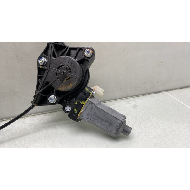 Leve vitre electrique avant gauche HYUNDAI I 10 2 Photo n°5