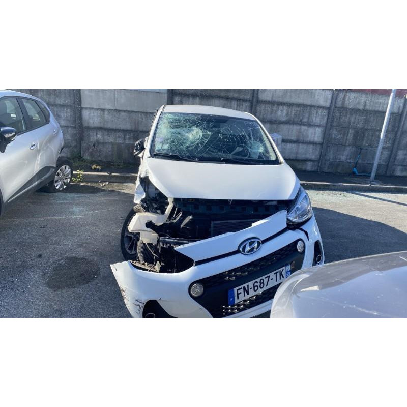 Verin de coffre HYUNDAI I 10 2 Photo n°16