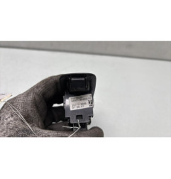 Interrupteur de leve vitre arriere gauche TOYOTA COROLLA VERSO 2