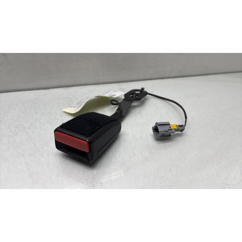 Attache ceinture avant droit PEUGEOT 208 1 Photo n°1