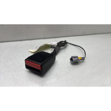 Attache ceinture avant droit PEUGEOT 208 1 Photo n°1
