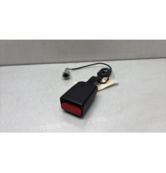 Attache ceinture avant droit PEUGEOT 208 1