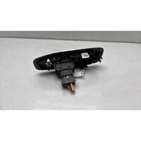 Interrupteur de leve vitre avant droit PEUGEOT 208 1