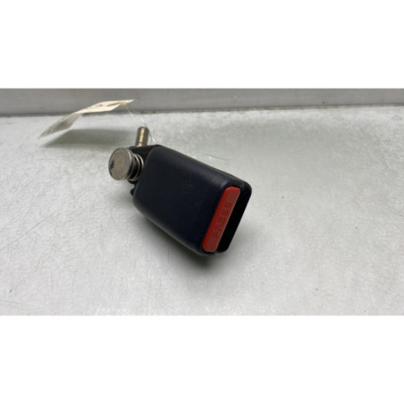 Attache ceinture arriere droit MITSUBISHI SPACE STAR 3 Photo n°1