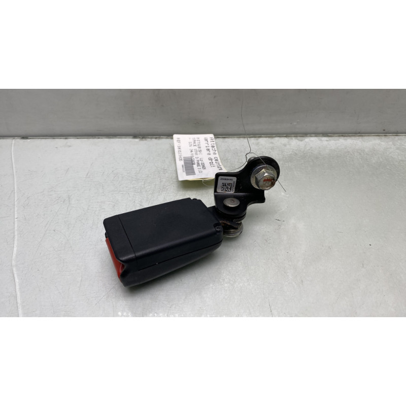Attache ceinture arriere droit MITSUBISHI SPACE STAR 3 Photo n°3