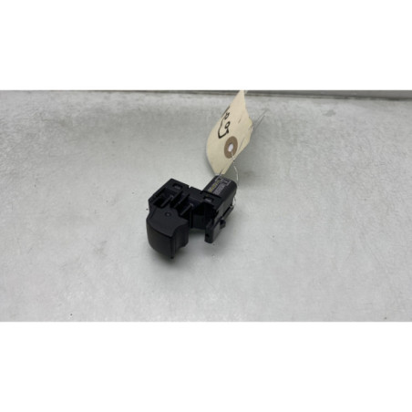 Interrupteur de leve vitre arriere gauche MITSUBISHI SPACE STAR 3