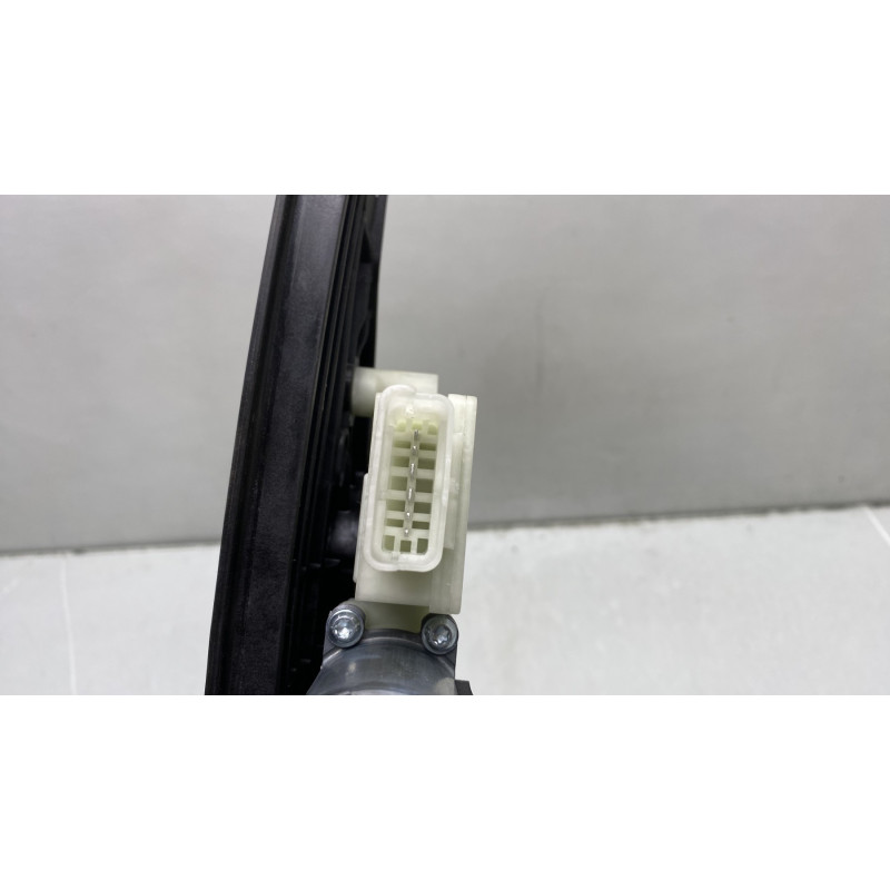 Leve vitre electrique avant droit RENAULT CLIO 5 Photo n°3