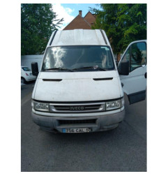 Serrure avant droit IVECO DAILY 3